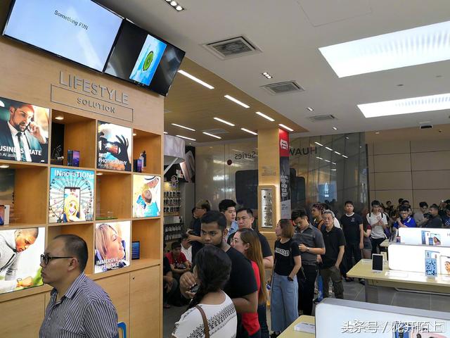 華為P20Pro手機又下一城，馬來西亞首發現場火爆異常！